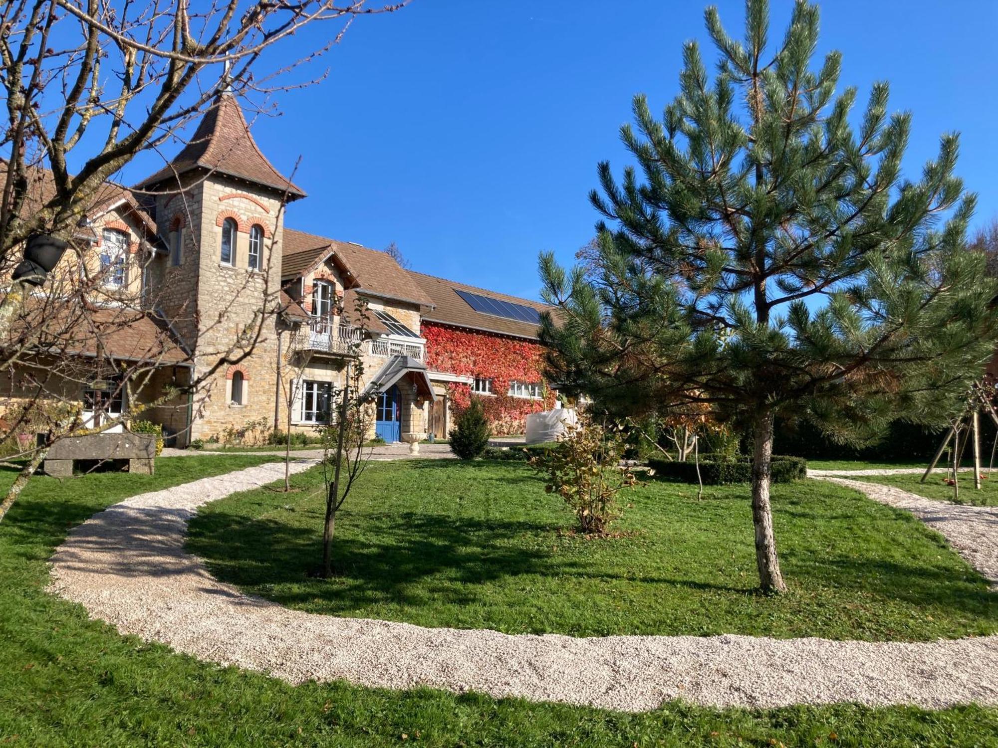 Chambres d'hôtes Le Relais de la Perle Le Vernois Exterior foto